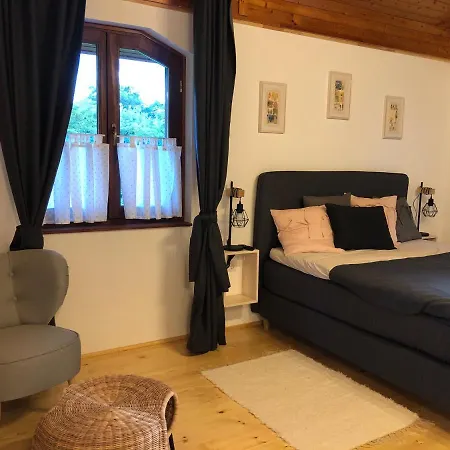 Appartement Szarvaslak Zalaujlak
