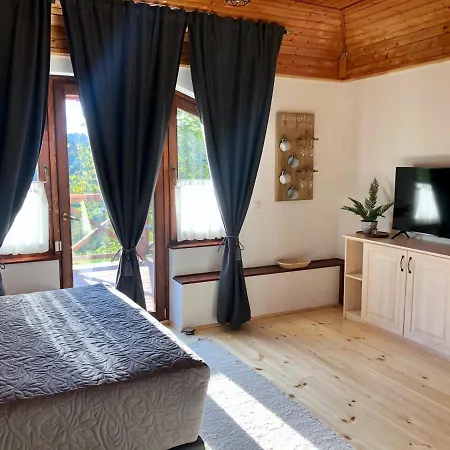 Szarvaslak * Zalaujlak